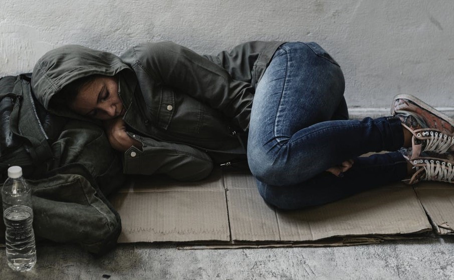906px x 560px - Homeless women are using sex for survival | Porn Dude â€“ Blog