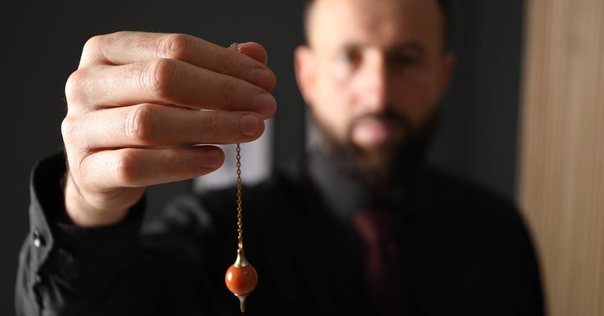 Erotic Hypnosis 101: How to Use Your Voice to Seduce, Control, & Tease (With Consent, Of Course) 5 TPDBlog EroticHypnosis101 1